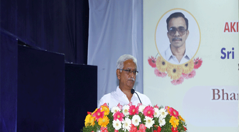 అక్రమ చొరబాట్ల విషయాన్ని జాతీయ ప్రయోజనాల కోణంలోనే చూడాలి : భరత్ కుమార్